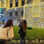 La luces de Navidad iluminan Bilbao