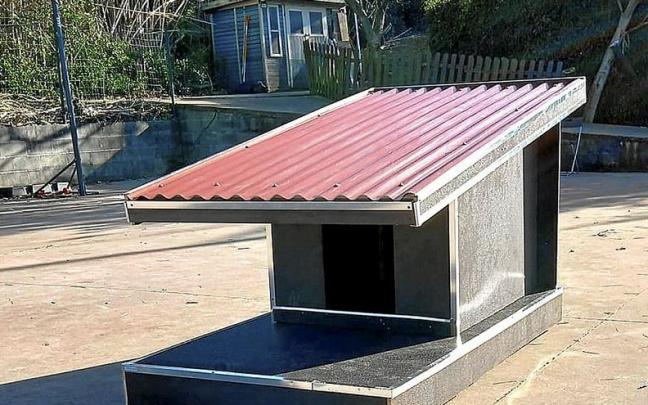 Los comederos estarán gestionados por personal voluntario acreditado por el Ayuntamiento. Los comederos estarán gestionados por personal voluntario acreditado por el Ayuntamiento.