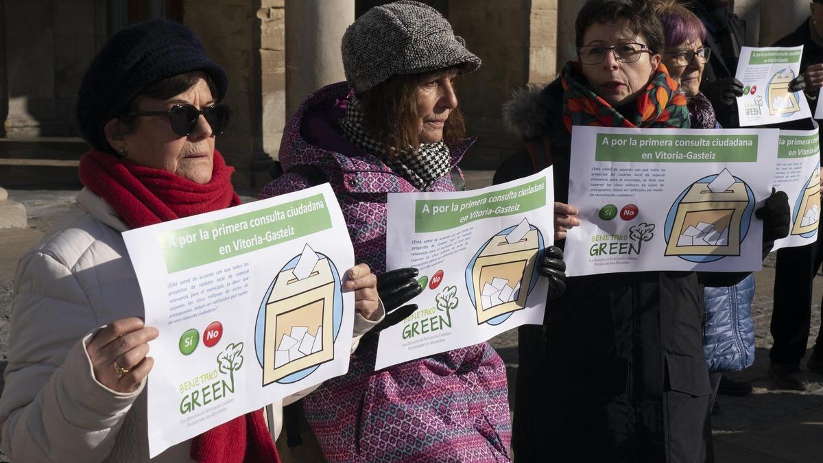 En imágenes: Benetako Green registra la primera consulta ciudadana de Gasteiz