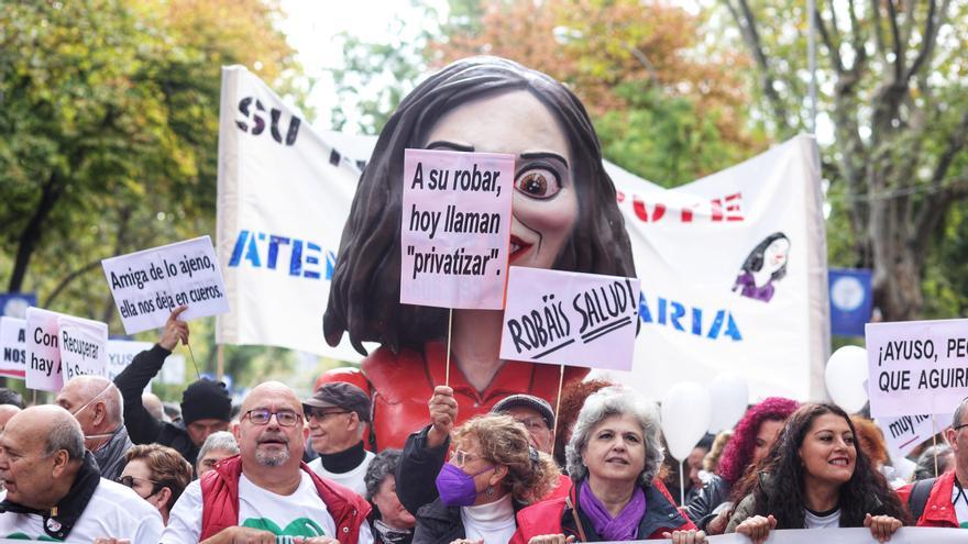 Manifestación en Madrid contra el desmantelamiento de la Atención Primaria.