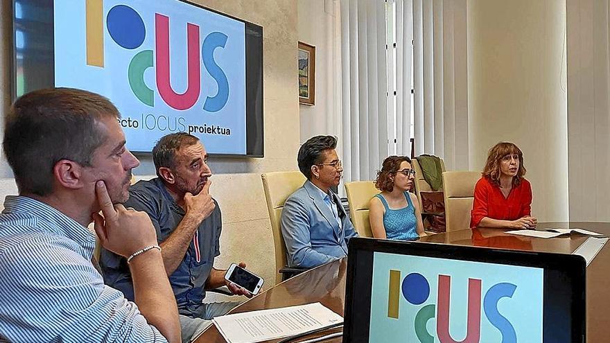 Momento de la presentación del Proyecto Cultural Iocus, ayer en Amurrio. | FOTO: A.O.