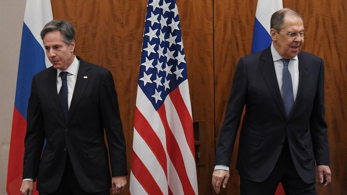 El secretario de Estado de EEUU, Antony Blinken, y el ministro de Asuntos Exteriores ruso, Sergei Lavrov, en una imagen de archivo.
