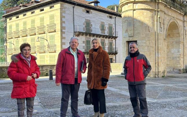 Integrantes de DAZ: Asun Canales, Jos&eacute; Mari Arrillaga, Agurtzane Irigoras y Alberto Bilbao.