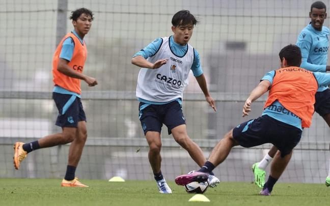 Primer entrenamiento de Kubo en la Real Sociedad Primer entrenamiento de Kubo en la Real Sociedad