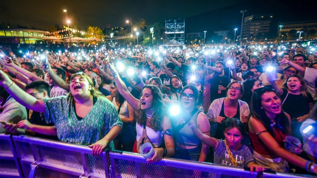 El público durante el concierto de Bulego en Abandoibarra.