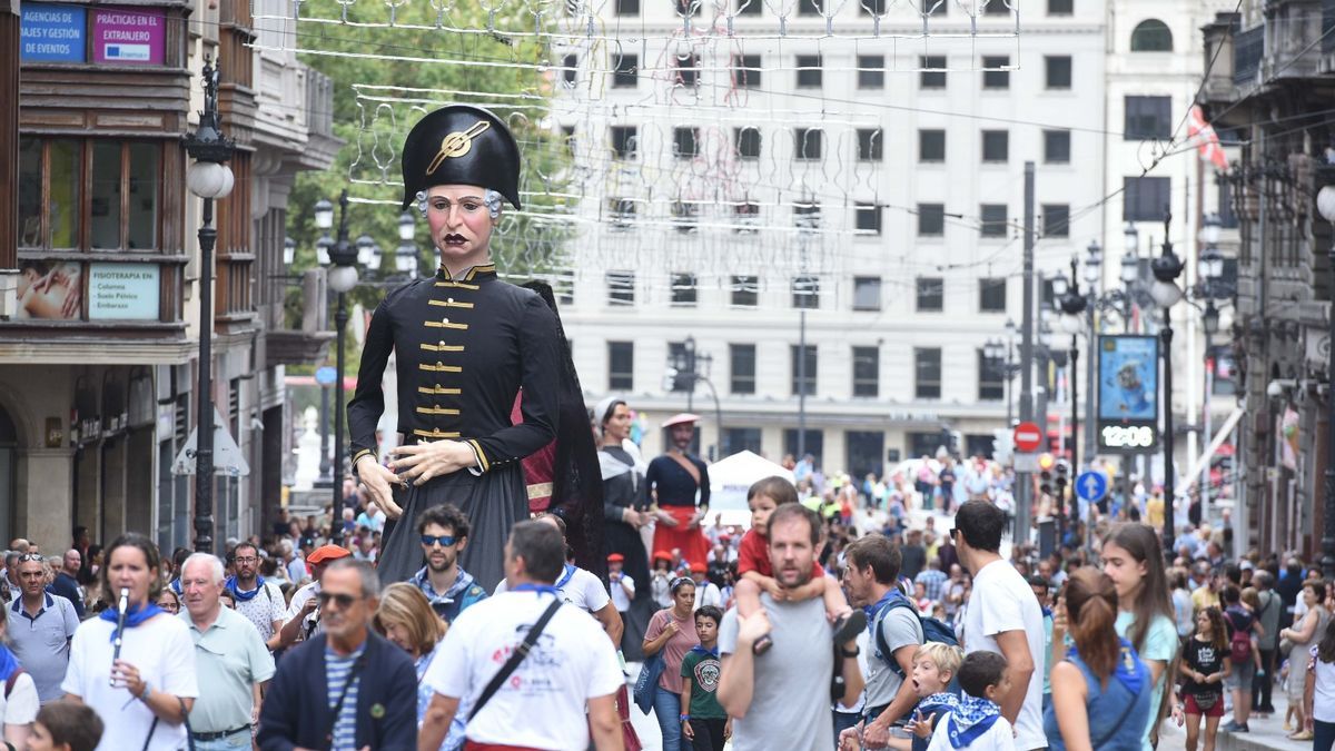 Gastronomía, cabezudos y música en cada esquina: así ha sido la tercera jornada de Aste Nagusia