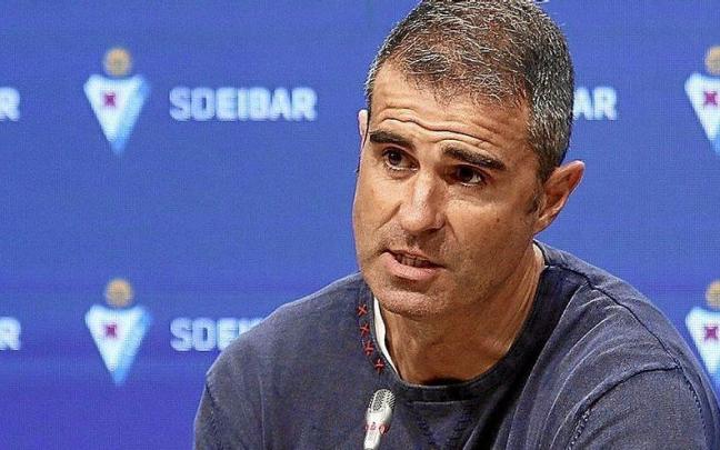 El entrenador del Eibar, Gaizka Garitano, en una rueda de prensa. Foto: Javi Colmenero El entrenador del Eibar, Gaizka Garitano, en una rueda de prensa. Foto: Javi Colmenero