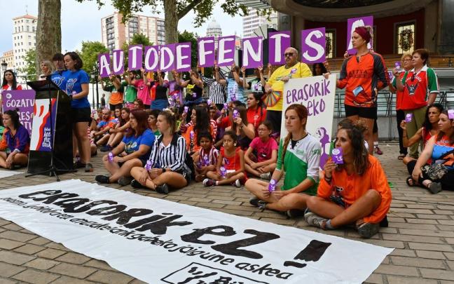 Los comparseras y comparseras pondrán todos los recursos a su alcance para lograr una Aste Nagusia libre de agresiones Los comparseras y comparseras pondrán todos los recursos a su alcance para lograr una Aste Nagusia libre de agresiones