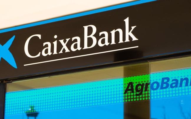Imagen de archivo de una oficina de CaixaBank