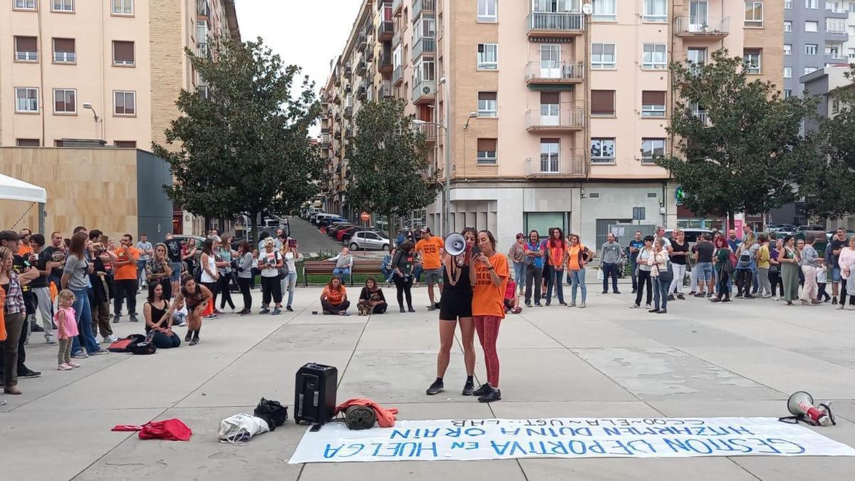 Participantes en la protesta del jueves