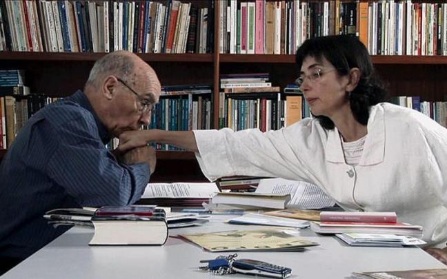Imagen del escritor José Saramago y su mujer Pilar del Río. Imagen del escritor José Saramago y su mujer Pilar del Río.