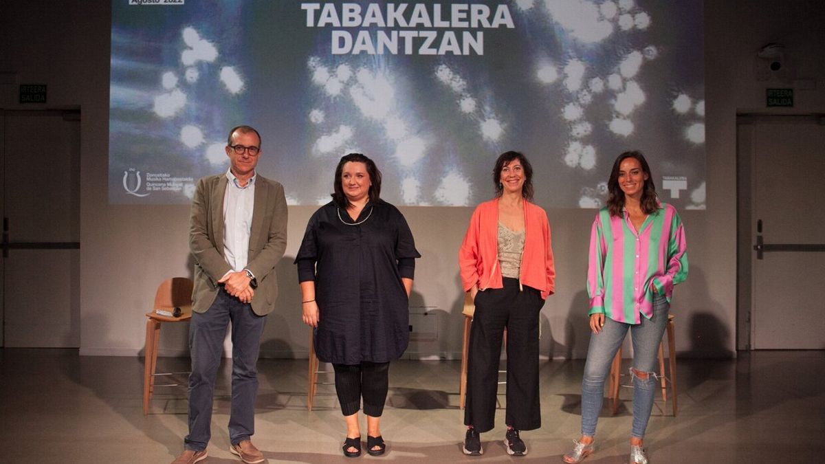 Patrick Alfaya, Clara Montero, Jone San Martín y Judith Argomaniz, en Tabakalera.