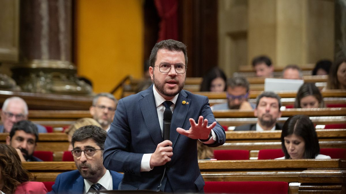 El presidente de la Generalitat, Pere Aragonès, en un pleno del Parlament.