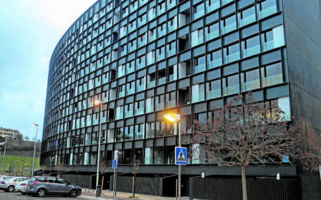 Un bloque de edificios en el barrio pamplonés de Erripagaña.