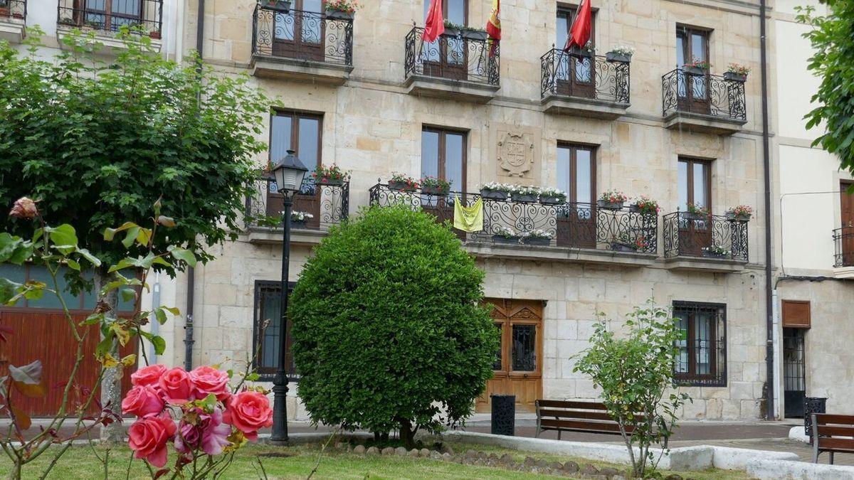 Fachada del Ayuntamiento de Altsasu