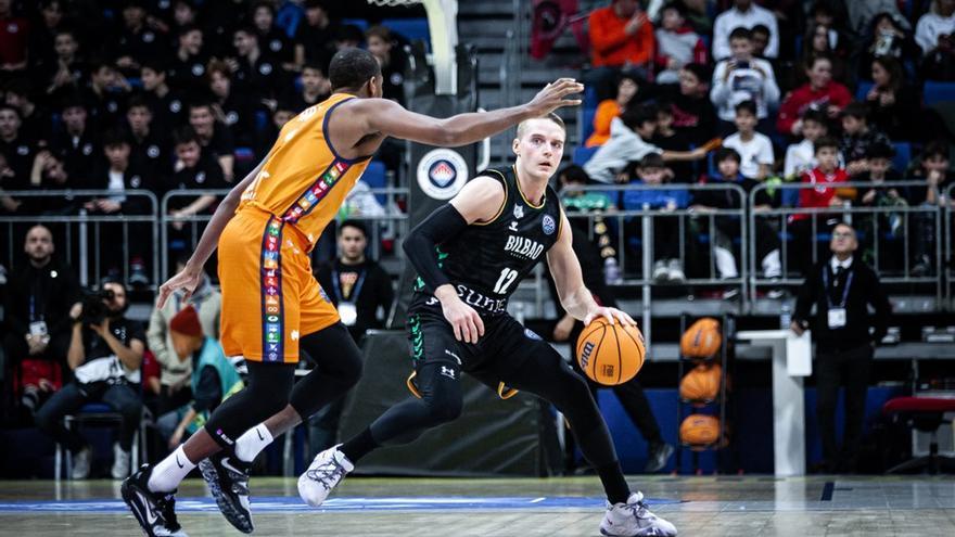 Ludde Hakanson, en el duelo ante el Bahcesehir.