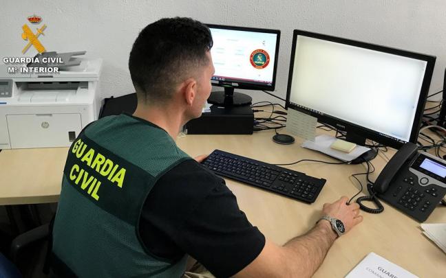 Investigaci&oacute;n de la Guardia Civil sobre de la red criminal que estaf&oacute; a una empresa de Bizkaia.