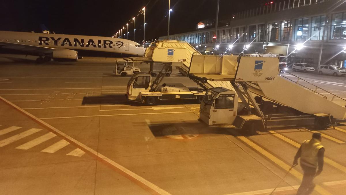 Vuelo de Ryanair antes de despegar de Bruselas a Vitoria.