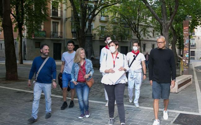 Los recorridos guiados parten del Caballo Blanco y recorren calles del centro
