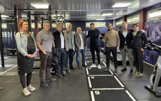 Inauguración del nuevo gimnasio del Amorebieta en Txolon. Inauguración del nuevo gimnasio del Amorebieta en Txolon.