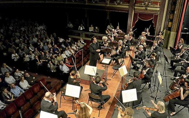 Una actuación de Euskadiko Orkestra en el Teatro Principal de Gasteiz Una actuación de Euskadiko Orkestra en el Teatro Principal de Gasteiz