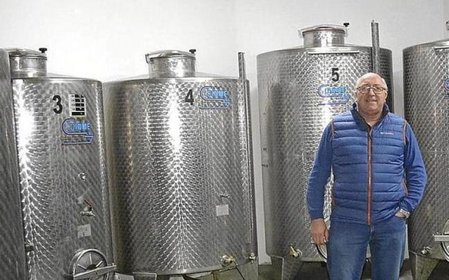 Koldo Martínez en el interior de la sala de kupelas. Koldo Martínez en el interior de la sala de kupelas.