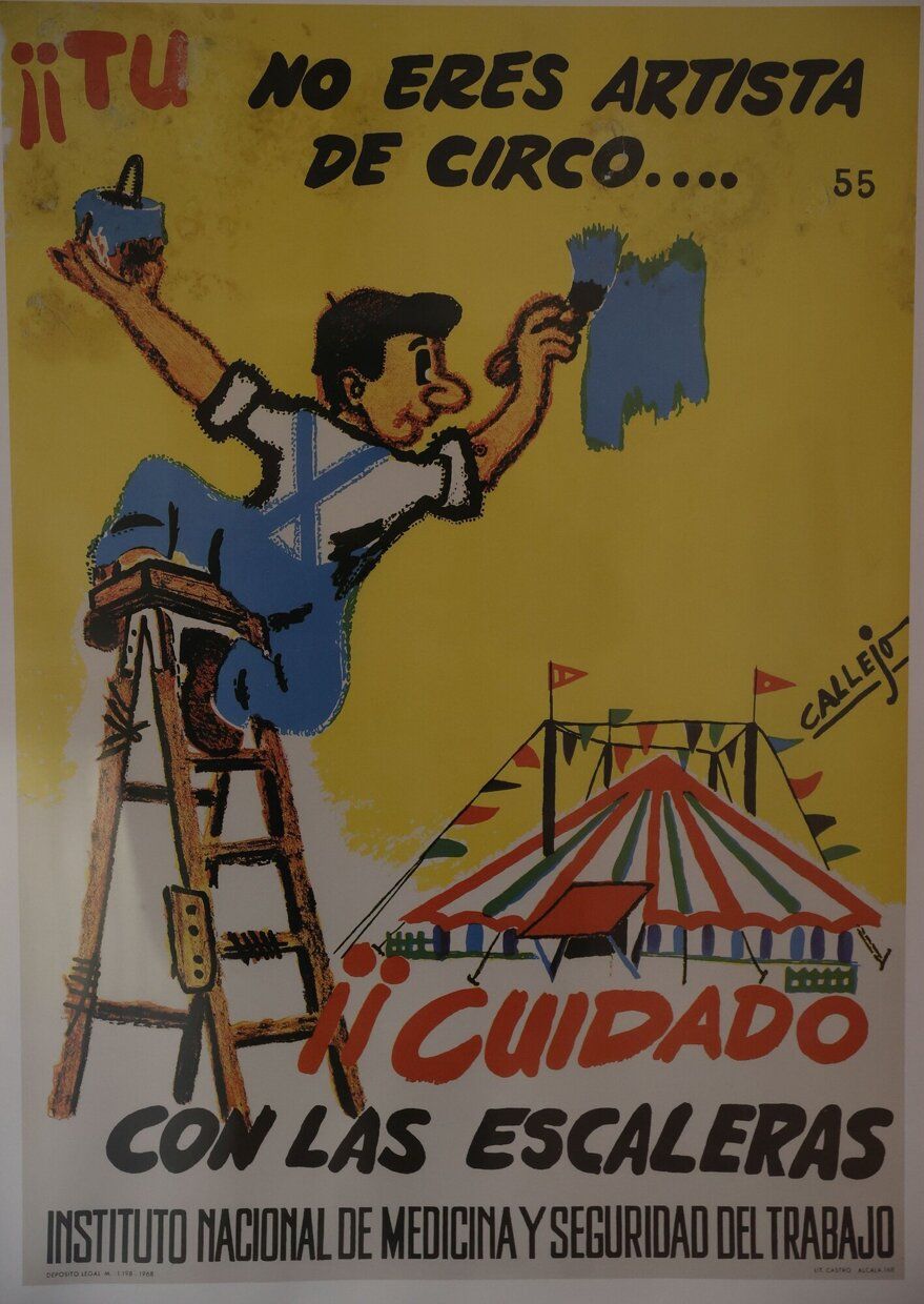 Callejo ha elaborado parte de los carteles expuestos.