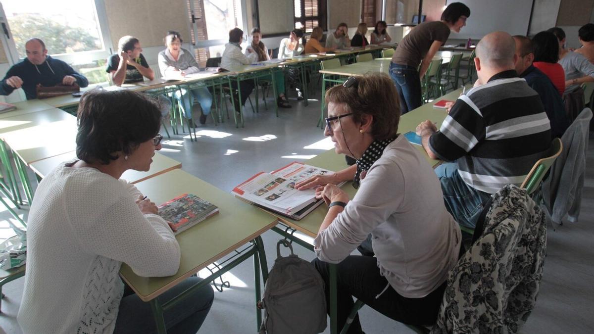 Clase de inglés en la escuela de idiomas a distancia