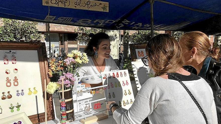 Uno de los 36 puestos que acompañaron al certamen.