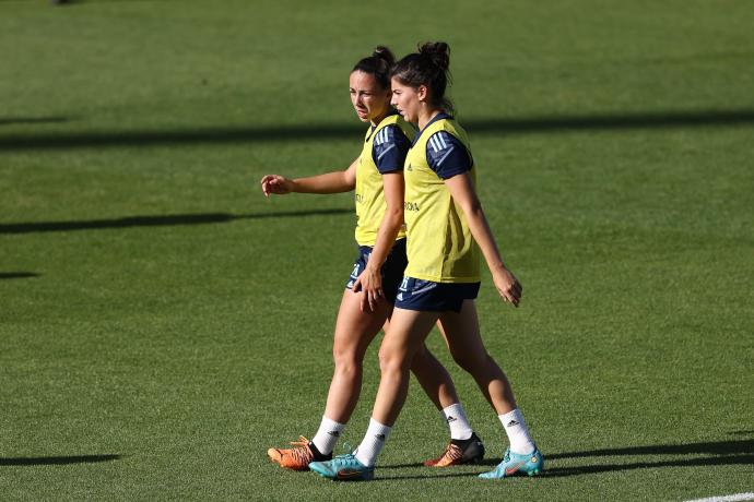 Lucía García y Ainhoa Vicente en un entrenamiento con la selección española.