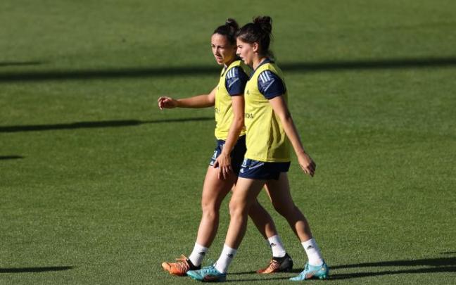 Lucía García y Ainhoa Vicente en un entrenamiento con la selección española. Lucía García y Ainhoa Vicente en un entrenamiento con la selección española.