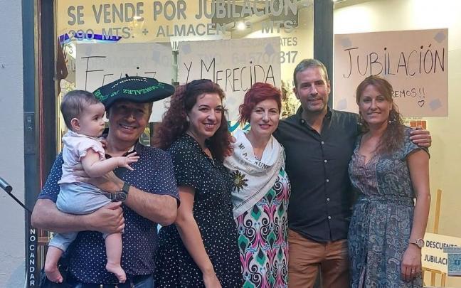Celebración sorpresa por la jubilación de José Luis González de Viñaspre Celebración sorpresa por la jubilación de José Luis González de Viñaspre
