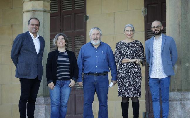 El Foro Social cierra considera que se ha iniciado una "nueva etapa en el proceso de construcción de paz y de resolución de las consecuencias de la violencia". El Foro Social cierra considera que se ha iniciado una "nueva etapa en el proceso de construcción de paz y de resolución de las consecuencias de la violencia".