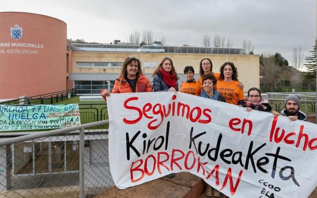 Nerea Etxaniz, Ohiana Erro, Alejandra Montiel, Yanira Díaz, Iranzu Sanz, Cristina Araiz, Yanelis Guevara y Daniel Gil. Nerea Etxaniz, Ohiana Erro, Alejandra Montiel, Yanira Díaz, Iranzu Sanz, Cristina Araiz, Yanelis Guevara y Daniel Gil.