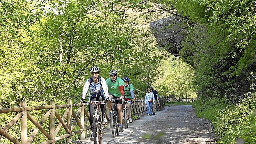 Una de las vías ciclistas que existen en Andoain.