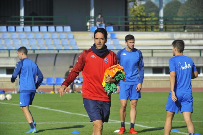 El técnico Iñigo Vélez de Mendizabal.