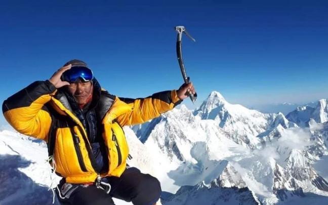 El nepalí Sanu Sherpa se convirtió en el primer escalador en coronar por segunda vez los catorce ochomiles El nepalí Sanu Sherpa se convirtió en el primer escalador en coronar por segunda vez los catorce ochomiles