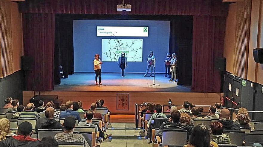 Interior de Leitzako Herri Aretoa, en una actividad programa la pasada temporada.