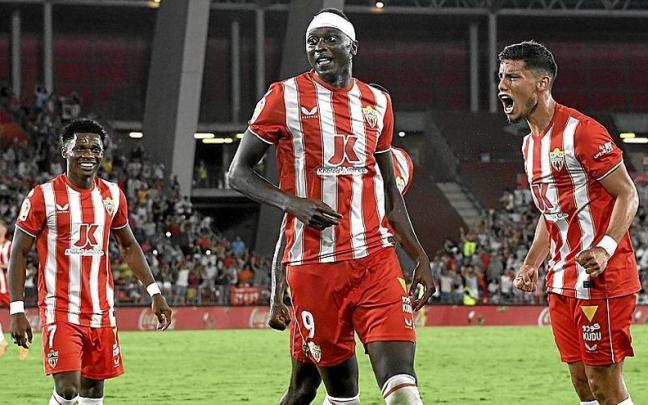 Sadiq Umar celebra el gol que marc&oacute; al Sevilla el pasado s&aacute;bado