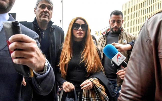 Shakira, esta semana en el juzgado de Barcelona para ratificar el acuerdo con Piqué sobre la custodia de sus hijos. Shakira, esta semana en el juzgado de Barcelona para ratificar el acuerdo con Piqué sobre la custodia de sus hijos.