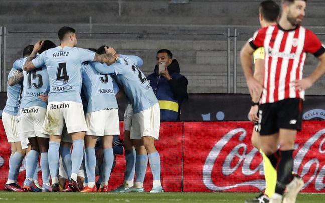Los aficionados del Celta celebran el gol contra el Athletic Los aficionados del Celta celebran el gol contra el Athletic