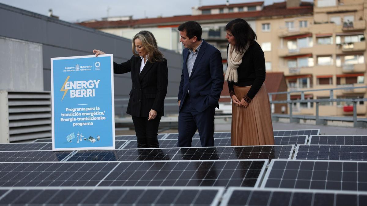 Izaskun Goñi, Mikel Irujo y Uxue Itoiz.