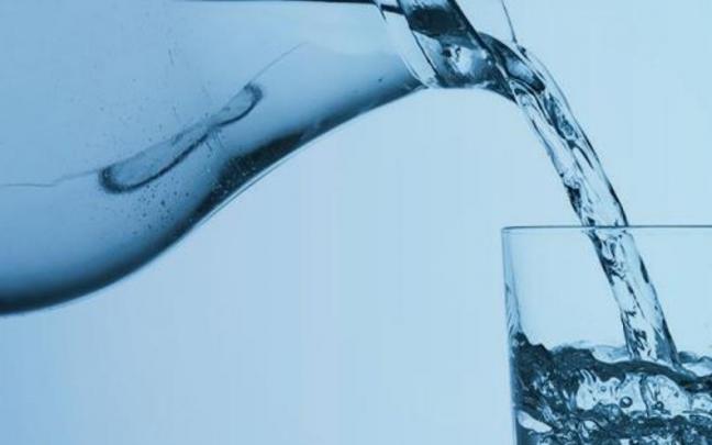 Hydrasana dispone de sistemas y equipos para hidrogenar el agua en casa e incluso port&aacute;tiles.