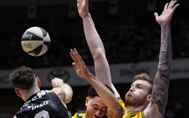 Todas las fotos del Lenovo Tenerife - Gran Canaria (89-73)