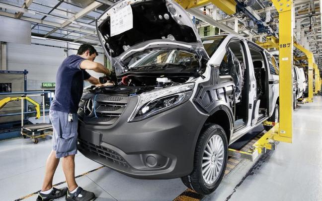 La cadena de montaje de Mercedes-Benz en Vitoria estará operativa los cuatro sábados de septiembre La cadena de montaje de Mercedes-Benz en Vitoria estará operativa los cuatro sábados de septiembre
