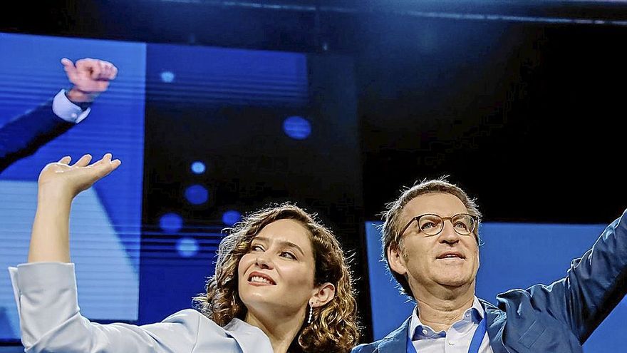 Isabel Díaz Ayuso y Alberto Núñez Feijóo, el 21 de mayo durante el congreso del PP de Madrid.
