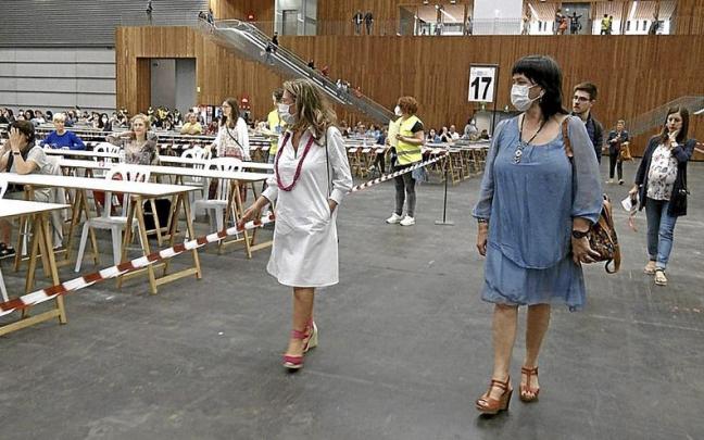 El BEC acoge los exámenes
de la OPE de Osakidetza El BEC acoge los exámenes
de la OPE de Osakidetza