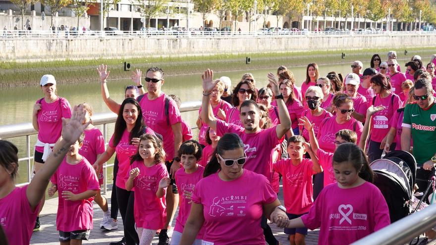 Este ha sido el ambiente en la carrera solidaria contra el cáncer de mama