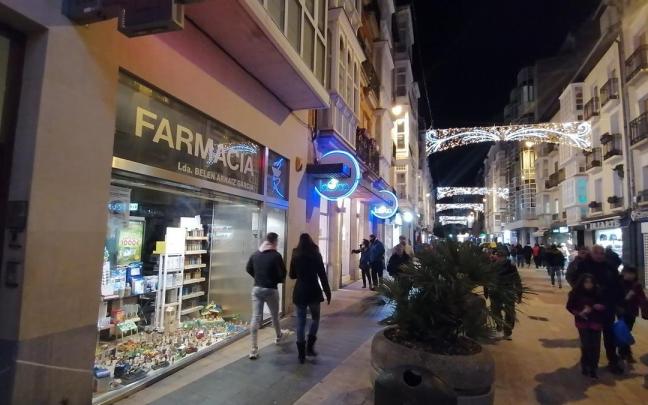 El original bel&eacute;n de una farmacia de Vitoria