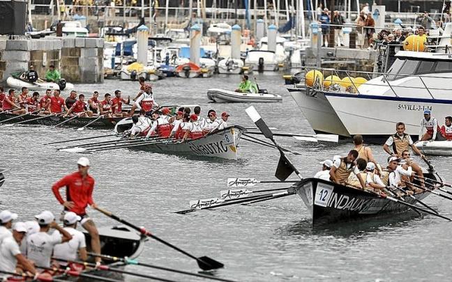 Imagen general del puerto donostiarra al t&eacute;rmino de la clasificatoria del mi&eacute;rcoles pasado.